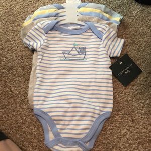 Set of 5 bodysuits NWT
